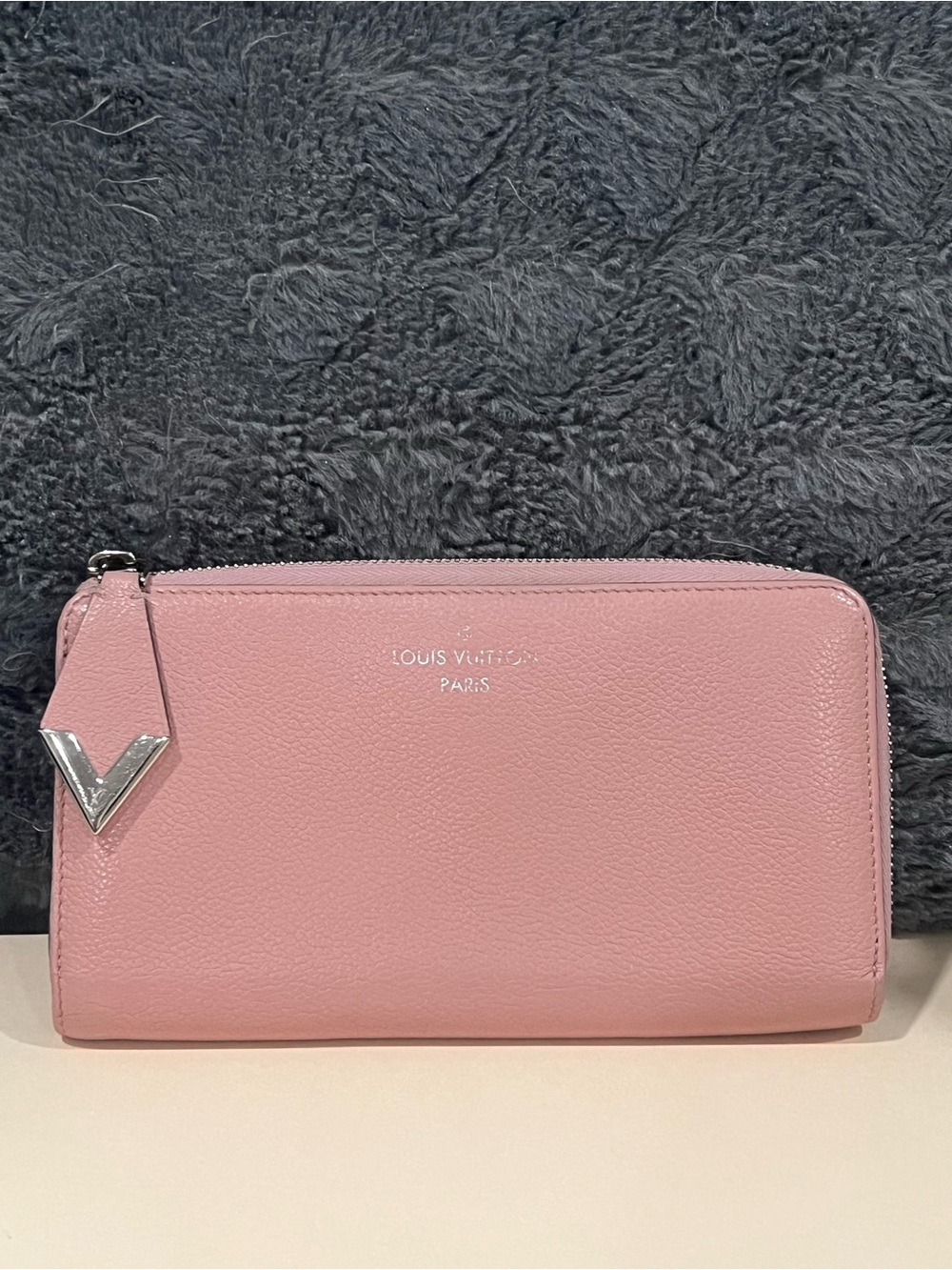 Louis Vuitton Pink Leather Large Zippy Wallet